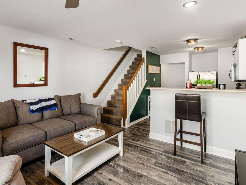 5962 Thunder Gulch Drive, Unit B, New Albany, OH 43054 Photo 8