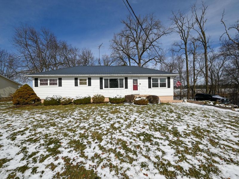 1900 Somerlot Hoffman Road W, Marion, OH 43302 Photo 1