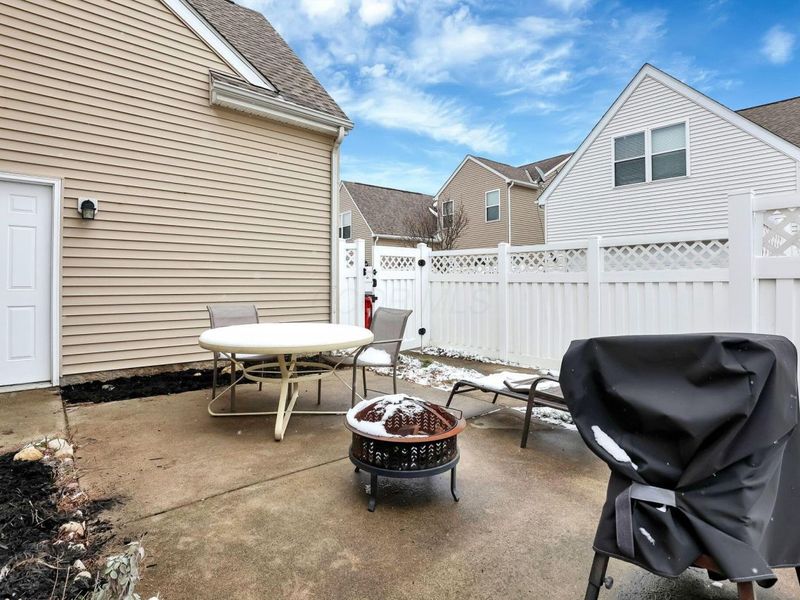 4642 Snowy Meadow Drive, Grove City, OH 43123 Photo 17