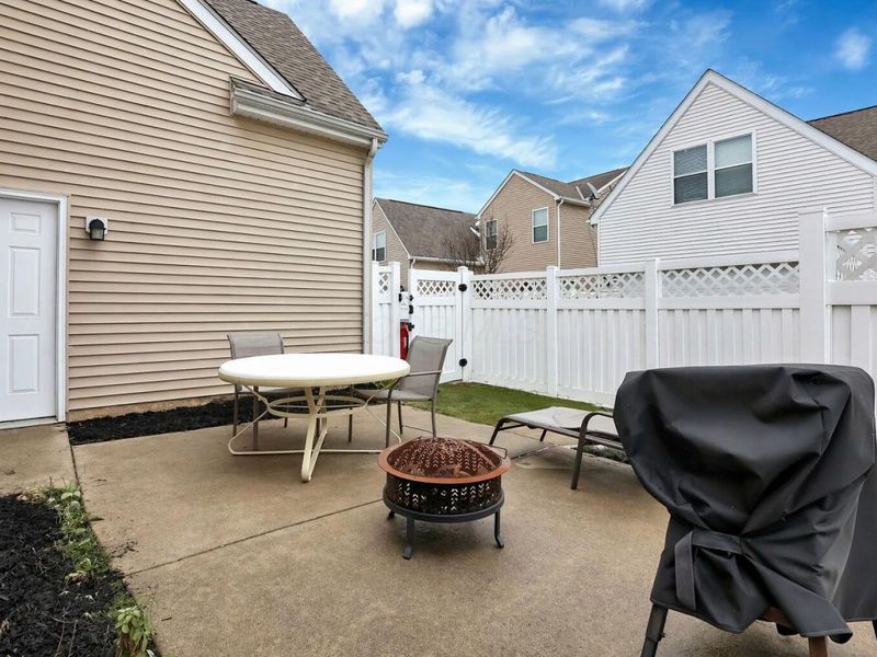 4642 Snowy Meadow Drive, Grove City, OH 43123 Photo 18