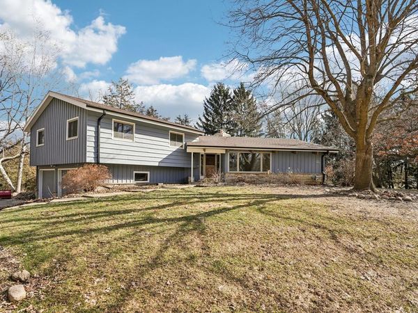 W335N5392 Wedgewood DRIVE, Nashotah, WI 53058