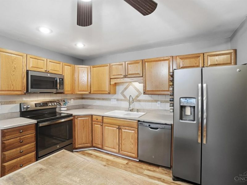 1837 Lemontree Lane, Loveland, OH 45140 Photo 14