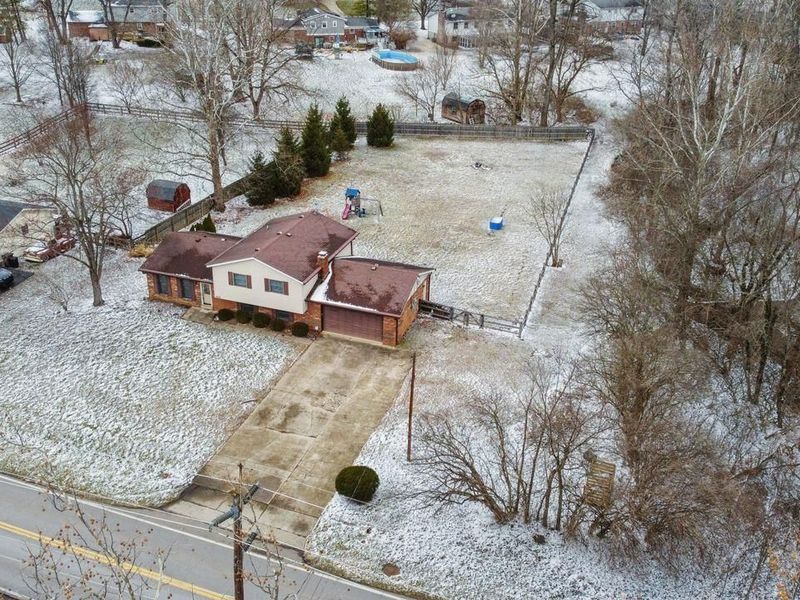 7026 West Chester Road, West Chester, OH 45069 Photo 2