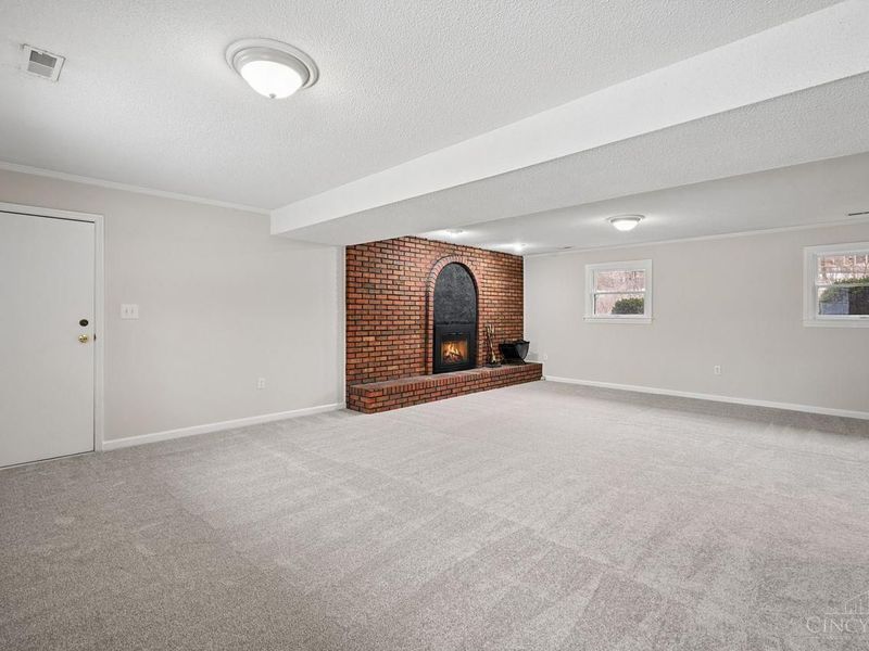 7026 West Chester Road, West Chester, OH 45069 Photo 21