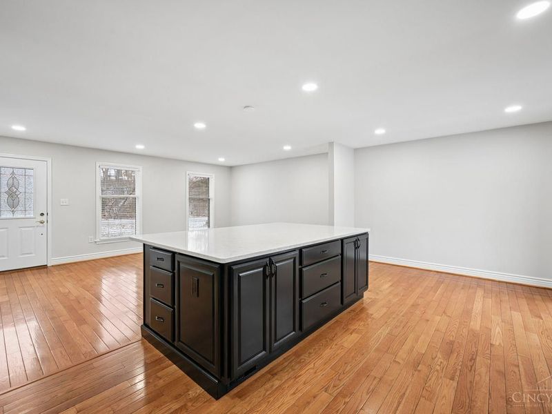 7026 West Chester Road, West Chester, OH 45069 Photo 7