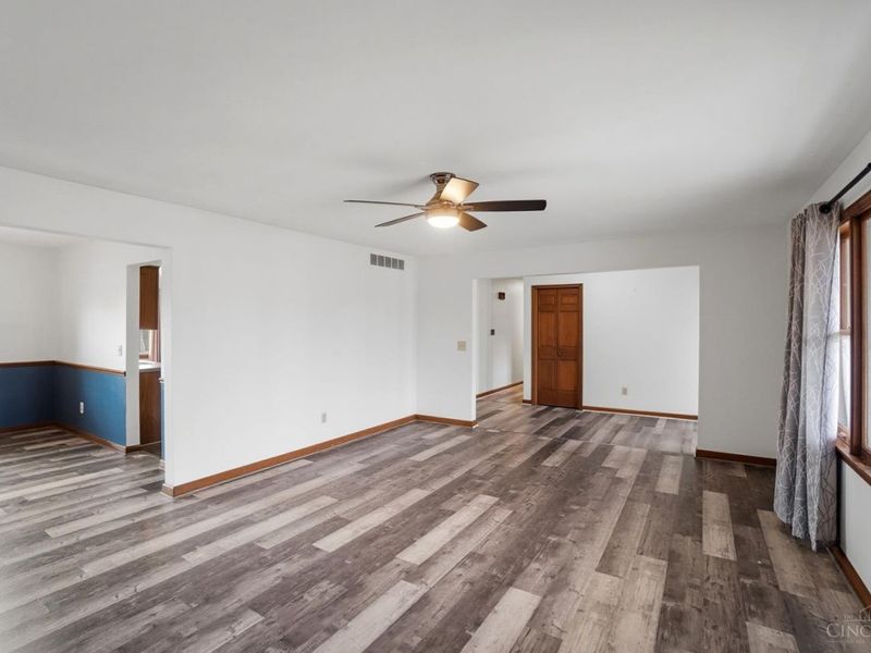 105 W Roger Drive, Trenton, OH 45067 Photo 10