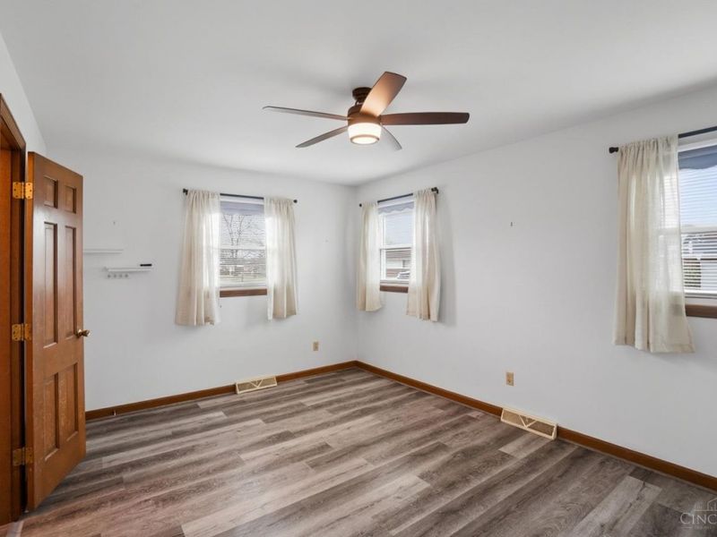 105 W Roger Drive, Trenton, OH 45067 Photo 28