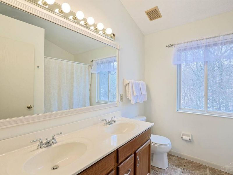 6519 Copperleaf Lane, Cincinnati, OH 45230 Photo 27