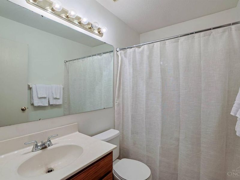 6519 Copperleaf Lane, Cincinnati, OH 45230 Photo 38