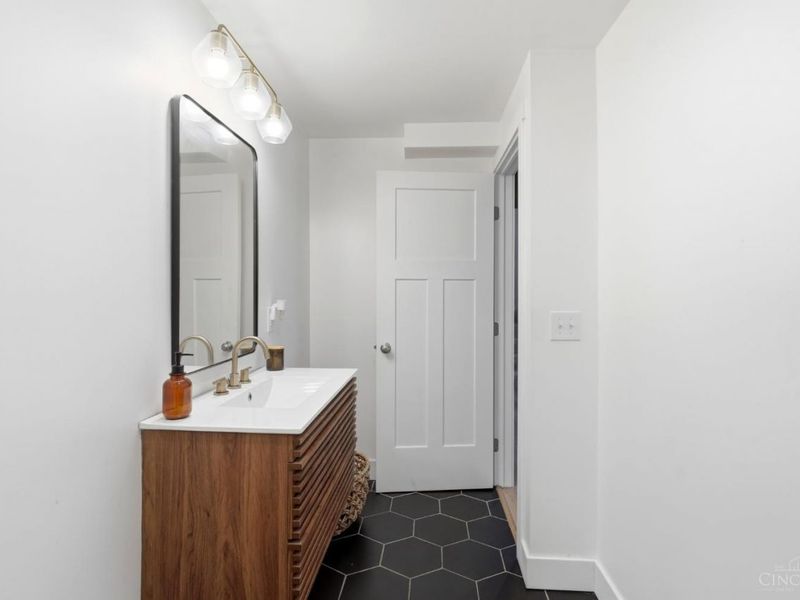 7395 Wethersfield Drive, West Chester, OH 45069 Photo 68