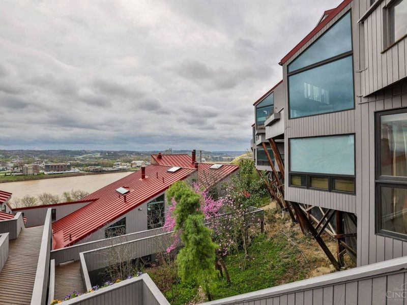 1040 Hatch Street, Cincinnati, OH 45202 Photo 44