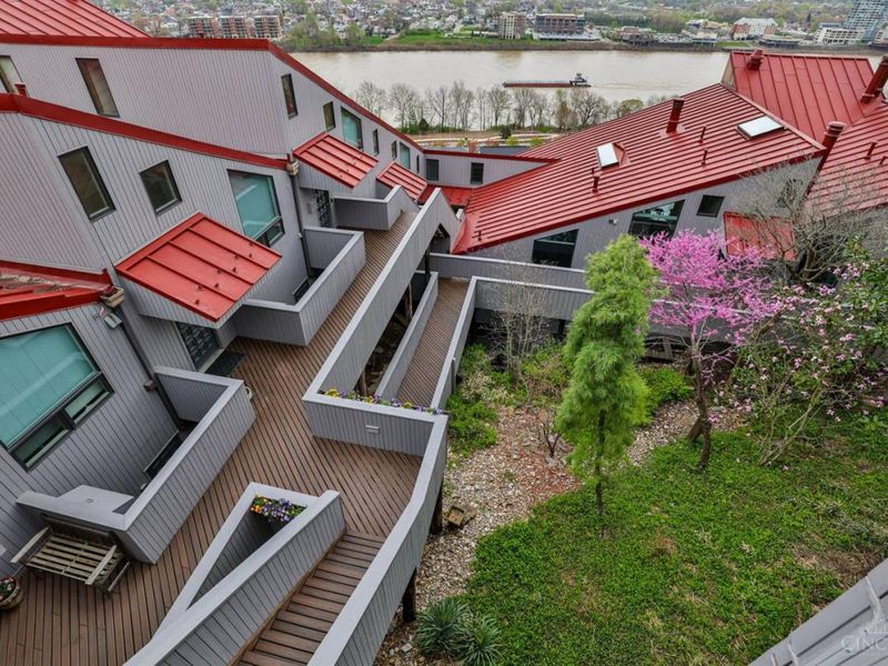 1040 Hatch Street, Cincinnati, OH 45202 Photo 46