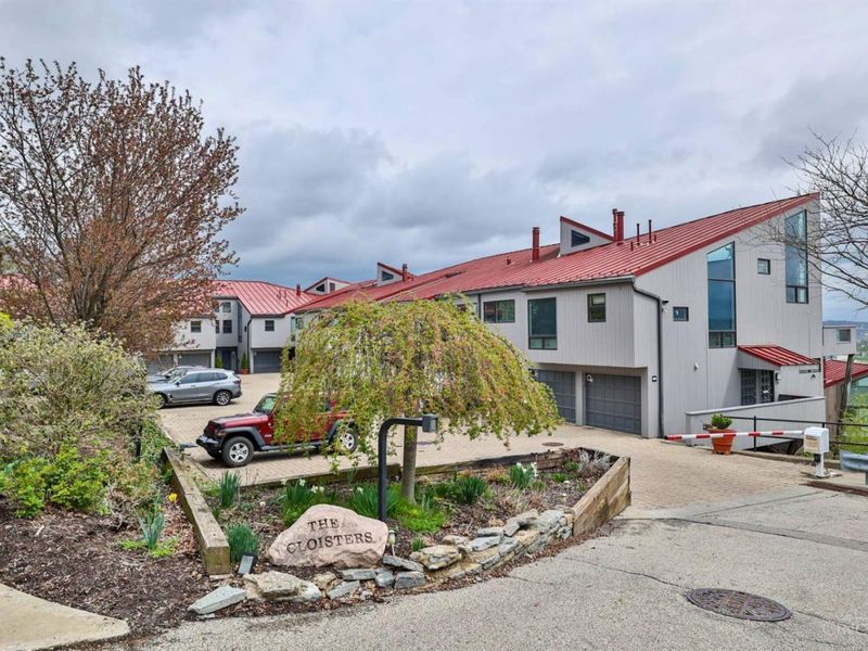 1040 Hatch Street, Cincinnati, OH 45202 Photo 52