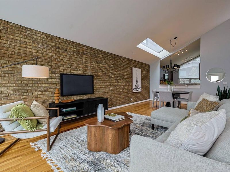 1040 Hatch Street, Cincinnati, OH 45202 Photo 9