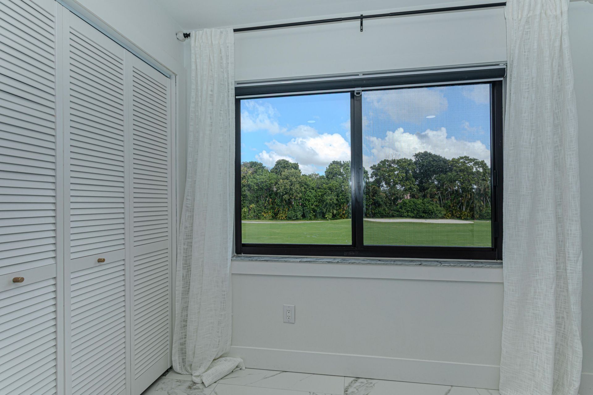 8545 Casa Del Lago, Unit F, Boca Raton, FL 33433 Photo