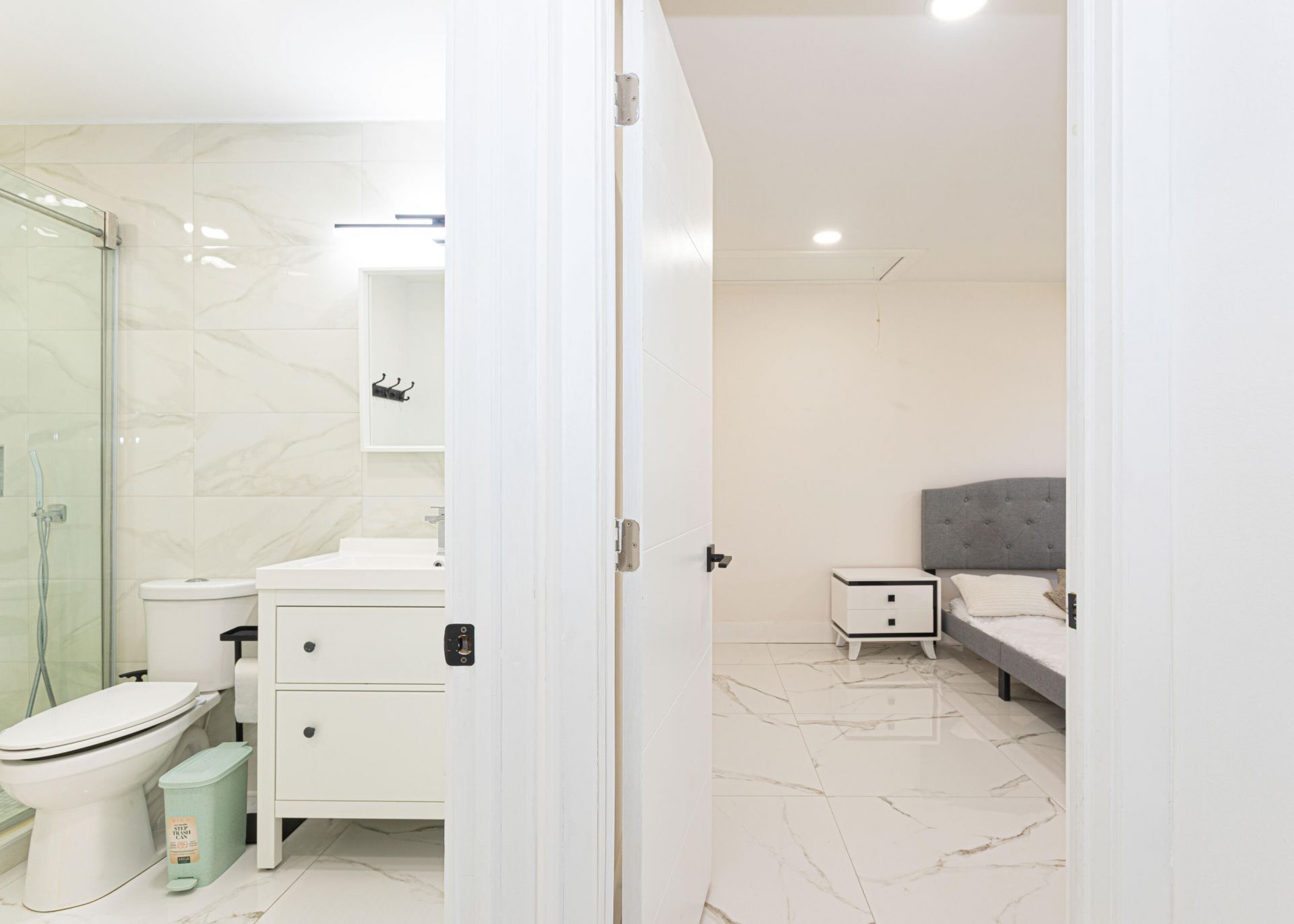 8545 Casa Del Lago, Unit F, Boca Raton, FL 33433 Photo