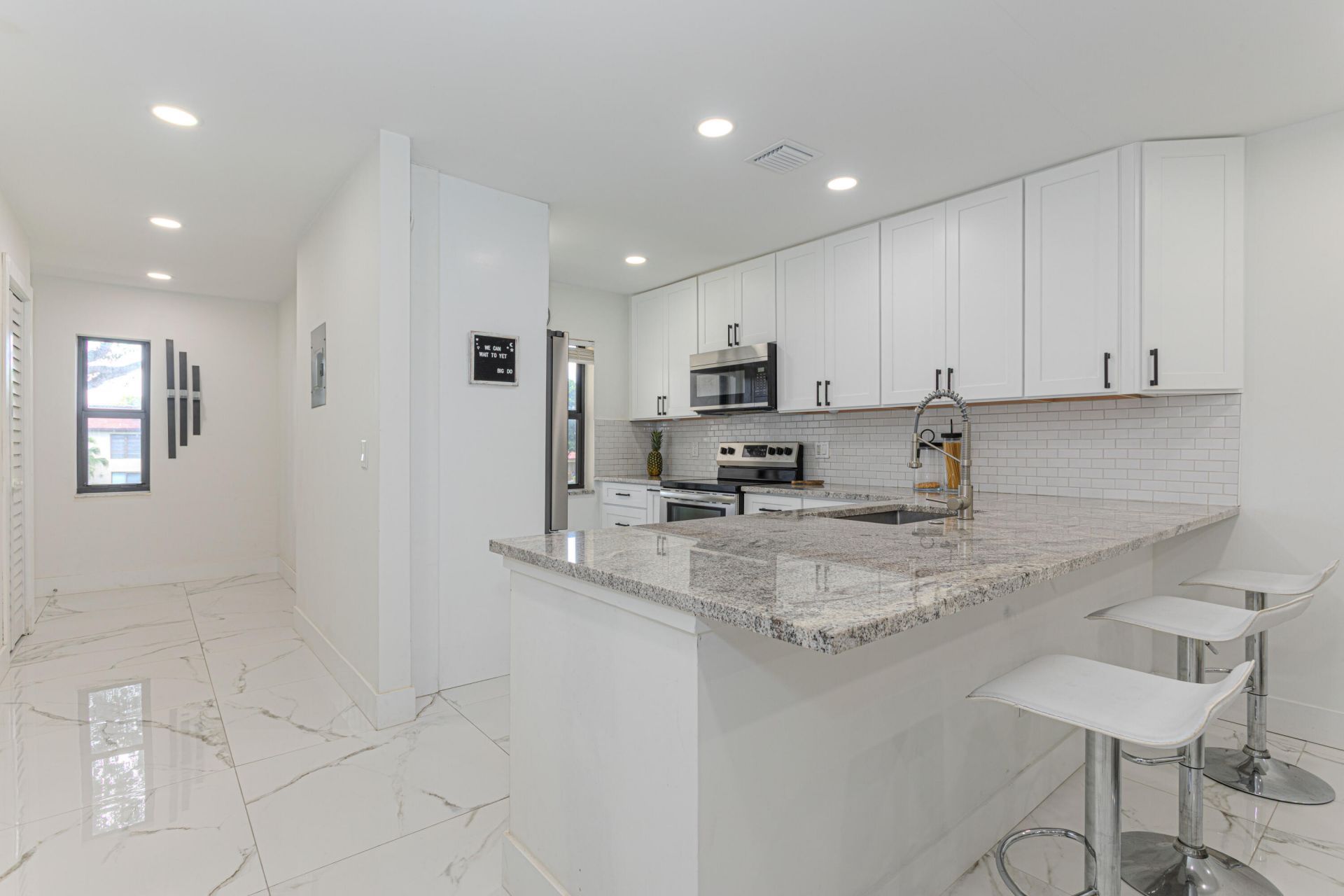 8545 Casa Del Lago, Unit F, Boca Raton, FL 33433 Photo