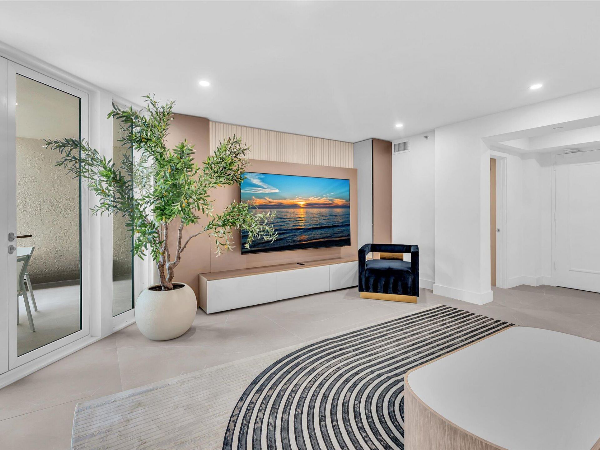 120 SE 5th Avenue, Unit 225, Boca Raton, FL 33432 Photo