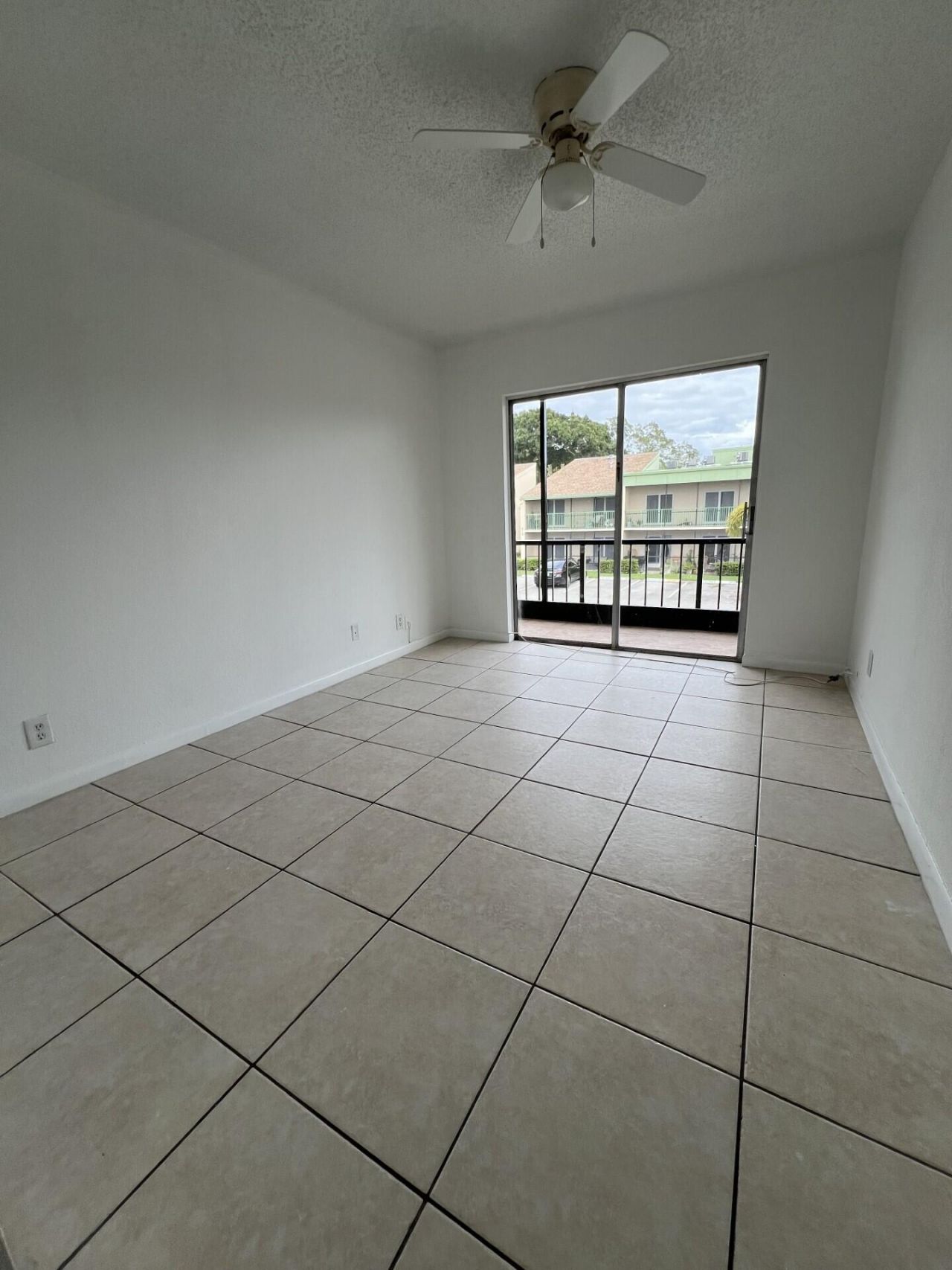4129 NW 88th Avenue, Unit 202, Coral Springs, FL 33065 Photo