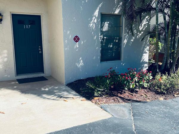 1900 S Kanner Highway, Unit 8-107, Stuart, FL 34994