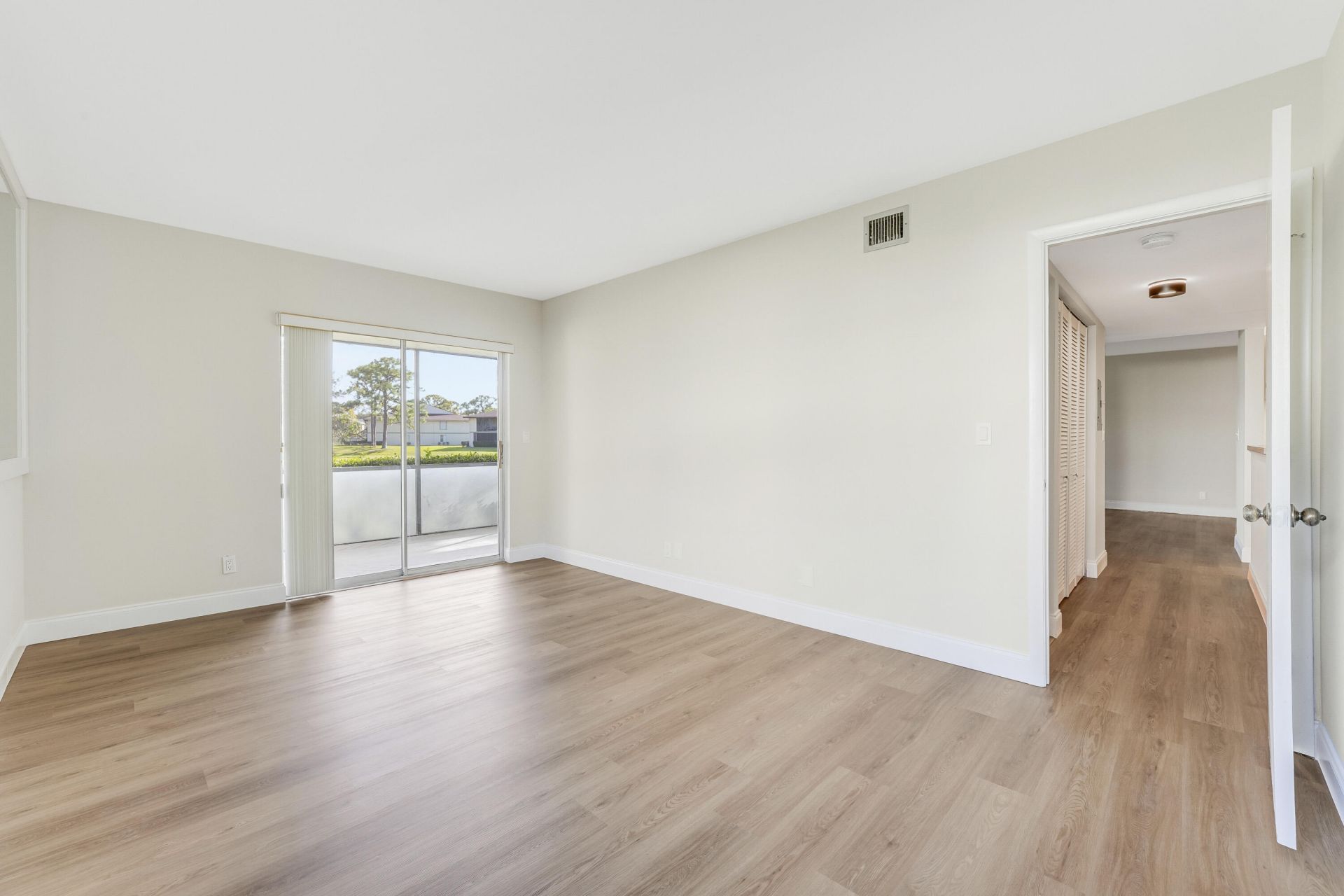 6489 Chasewood Drive, Unit D, Jupiter, FL 33458 Photo