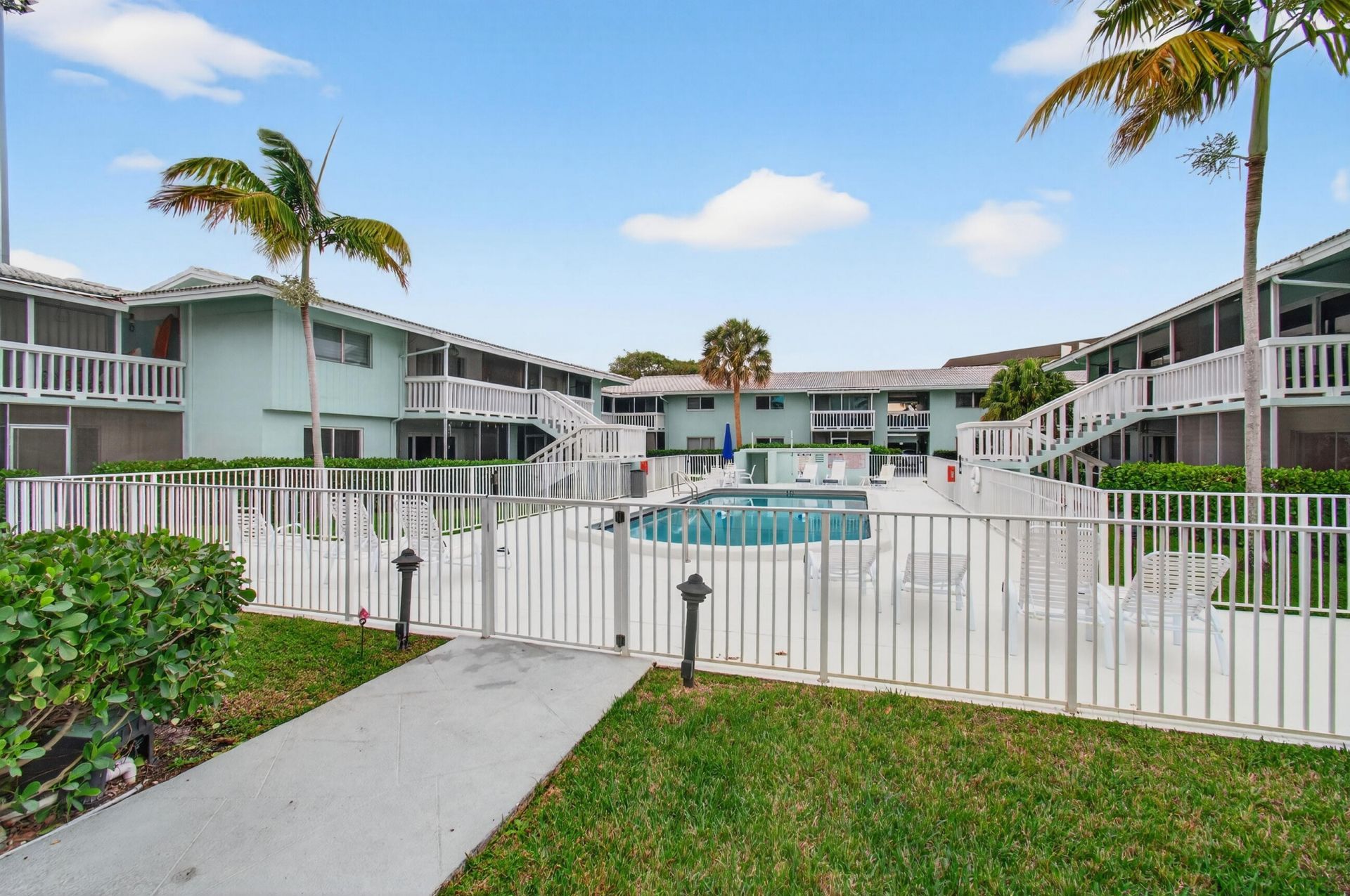 322 N Federal Highway, Unit 137, Deerfield Beach, FL 33441 Photo