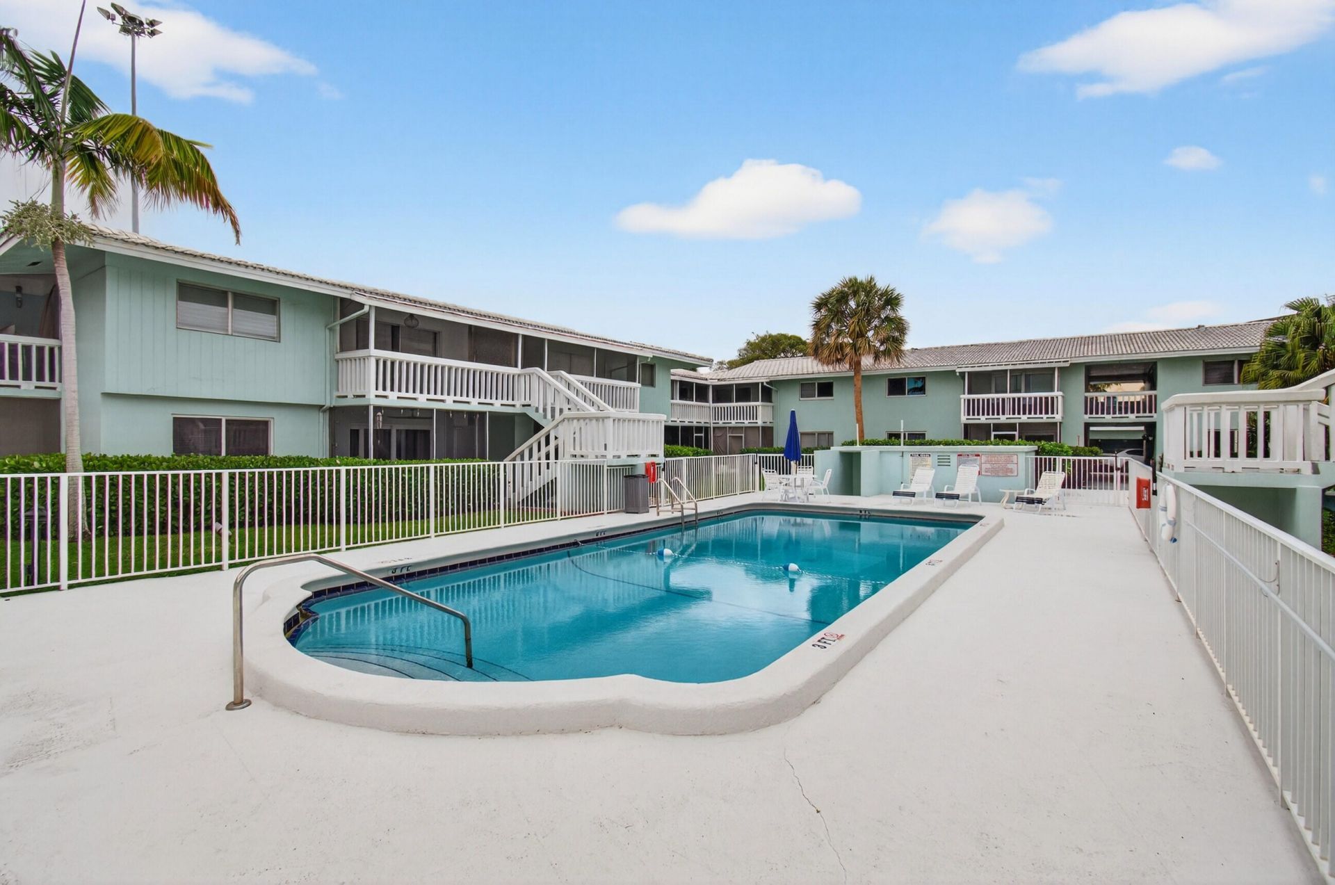 322 N Federal Highway, Unit 137, Deerfield Beach, FL 33441 Photo