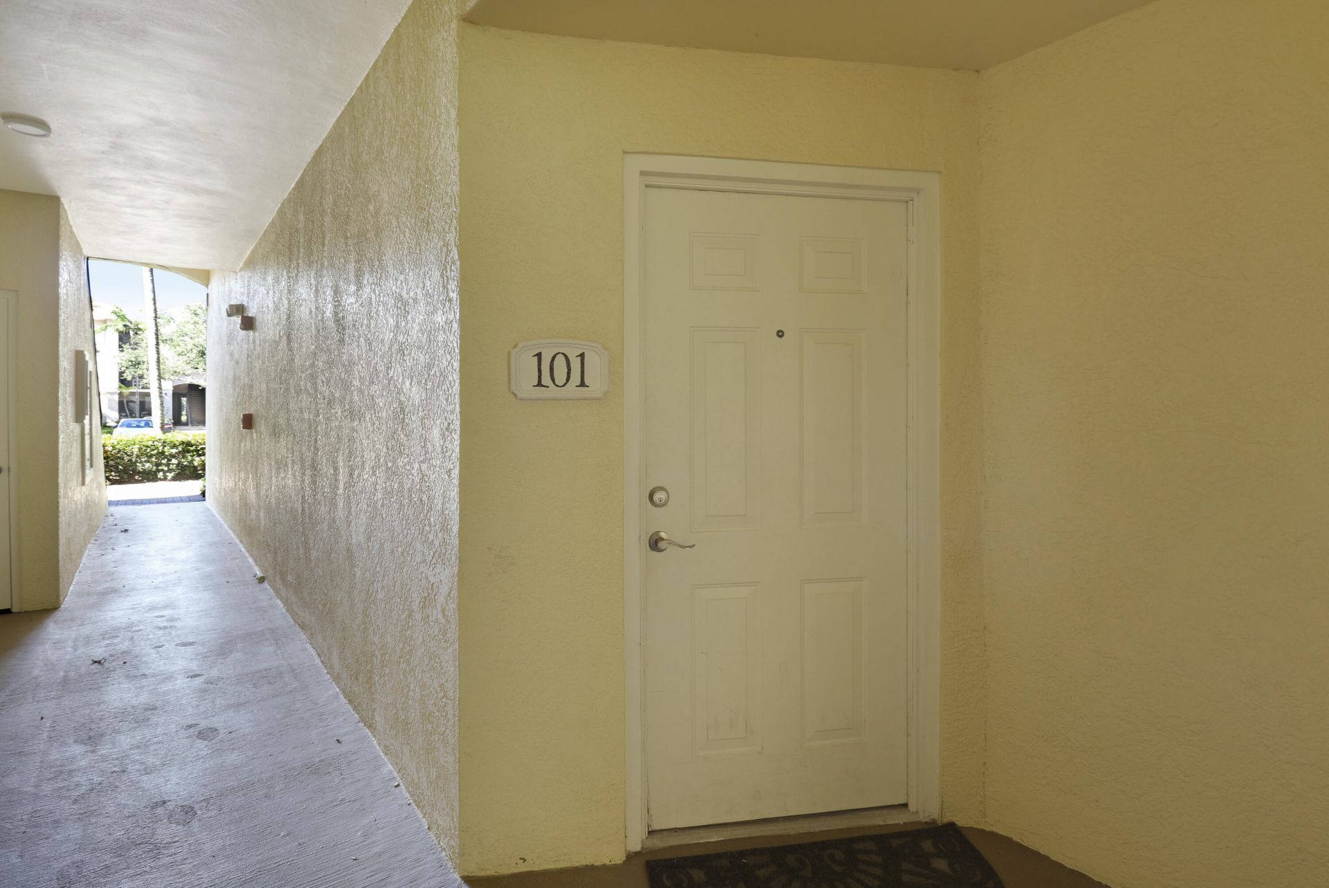 2730 Anzio Court, Unit 101, Palm Beach Gardens, FL 33410 Photo