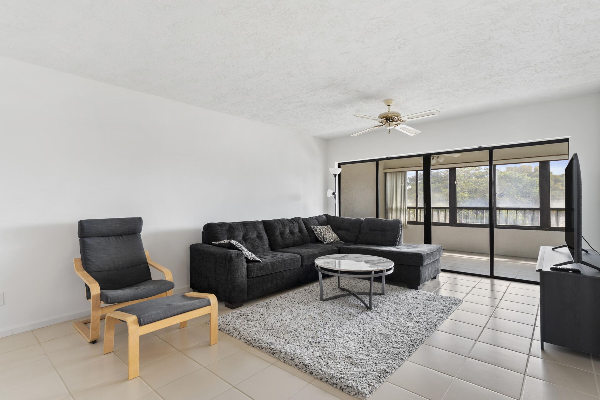 7507 La Paz Boulevard, Unit 407, Boca Raton, FL 33433 Photo