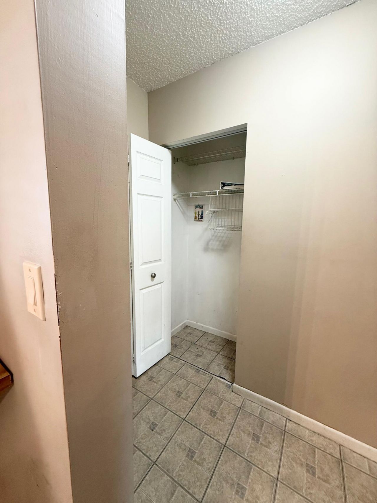 930 SW 9th Street Circle, Unit 205, Boca Raton, FL 33486 Photo