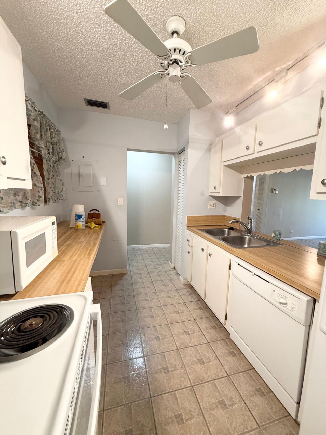 930 SW 9th Street Circle, Unit 205, Boca Raton, FL 33486 Photo