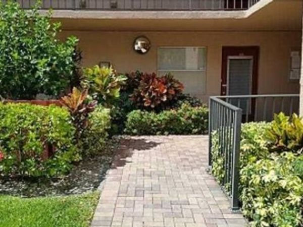 370 NW 76th Avenue, Unit 104, Margate, FL 33063