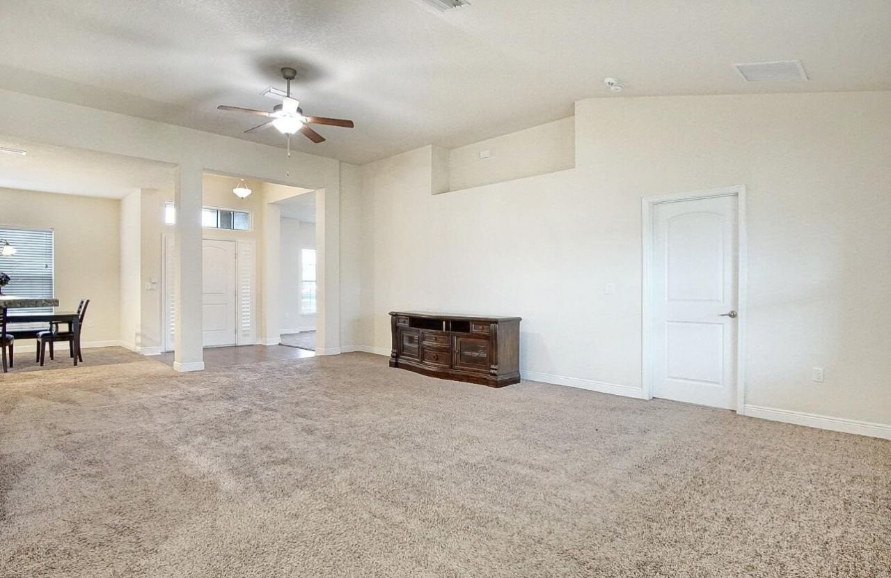 5803 NW Dooley Circle, Port Saint Lucie, FL 34986 Photo