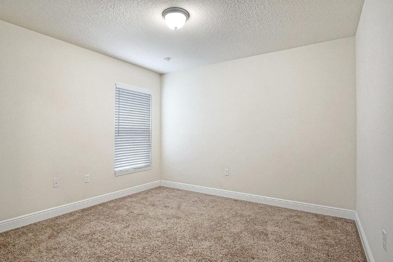 5803 NW Dooley Circle, Port Saint Lucie, FL 34986 Photo