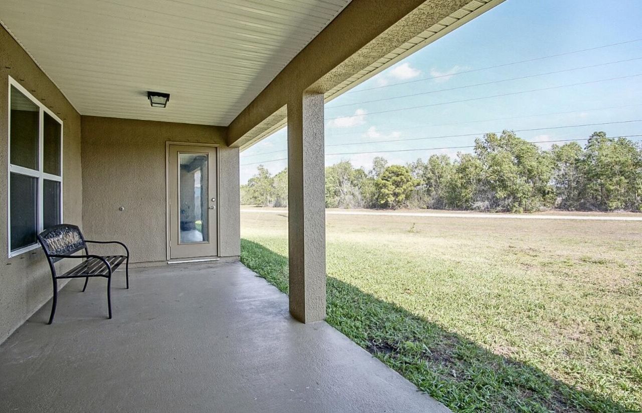 5803 NW Dooley Circle, Port Saint Lucie, FL 34986 Photo