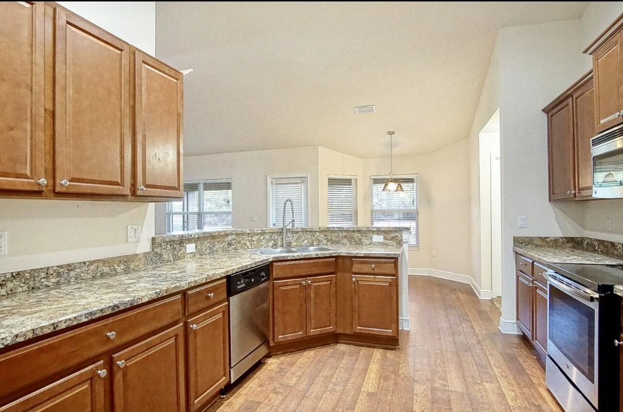 5803 NW Dooley Circle, Port Saint Lucie, FL 34986 Photo