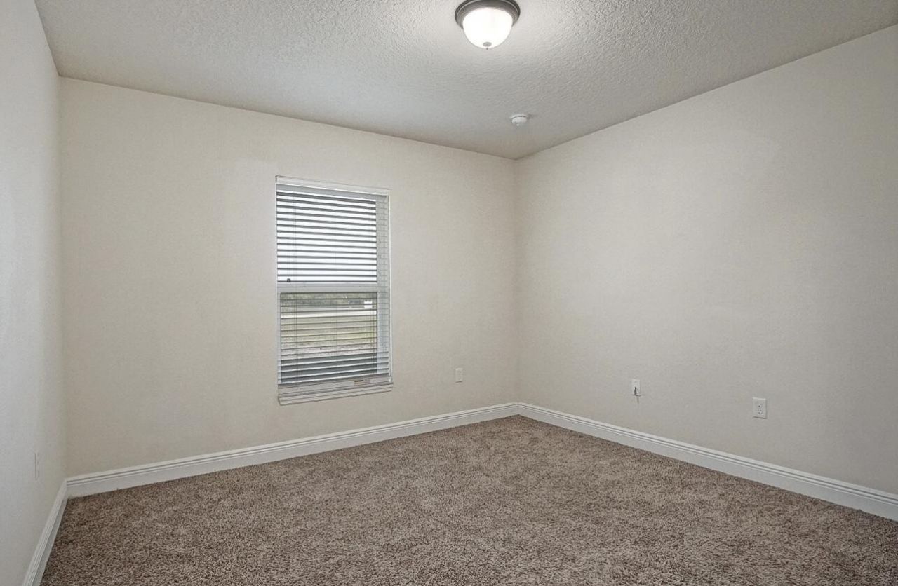 5803 NW Dooley Circle, Port Saint Lucie, FL 34986 Photo