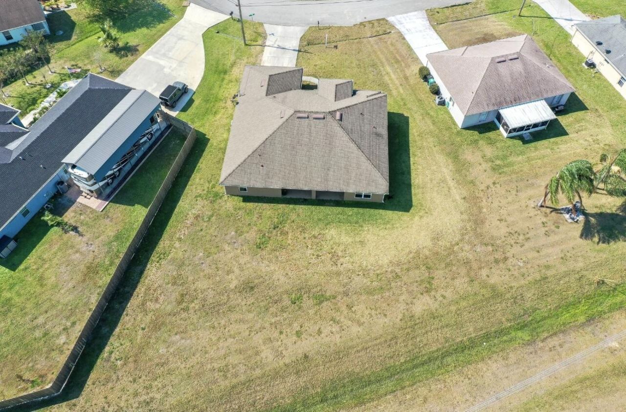 5803 NW Dooley Circle, Port Saint Lucie, FL 34986 Photo