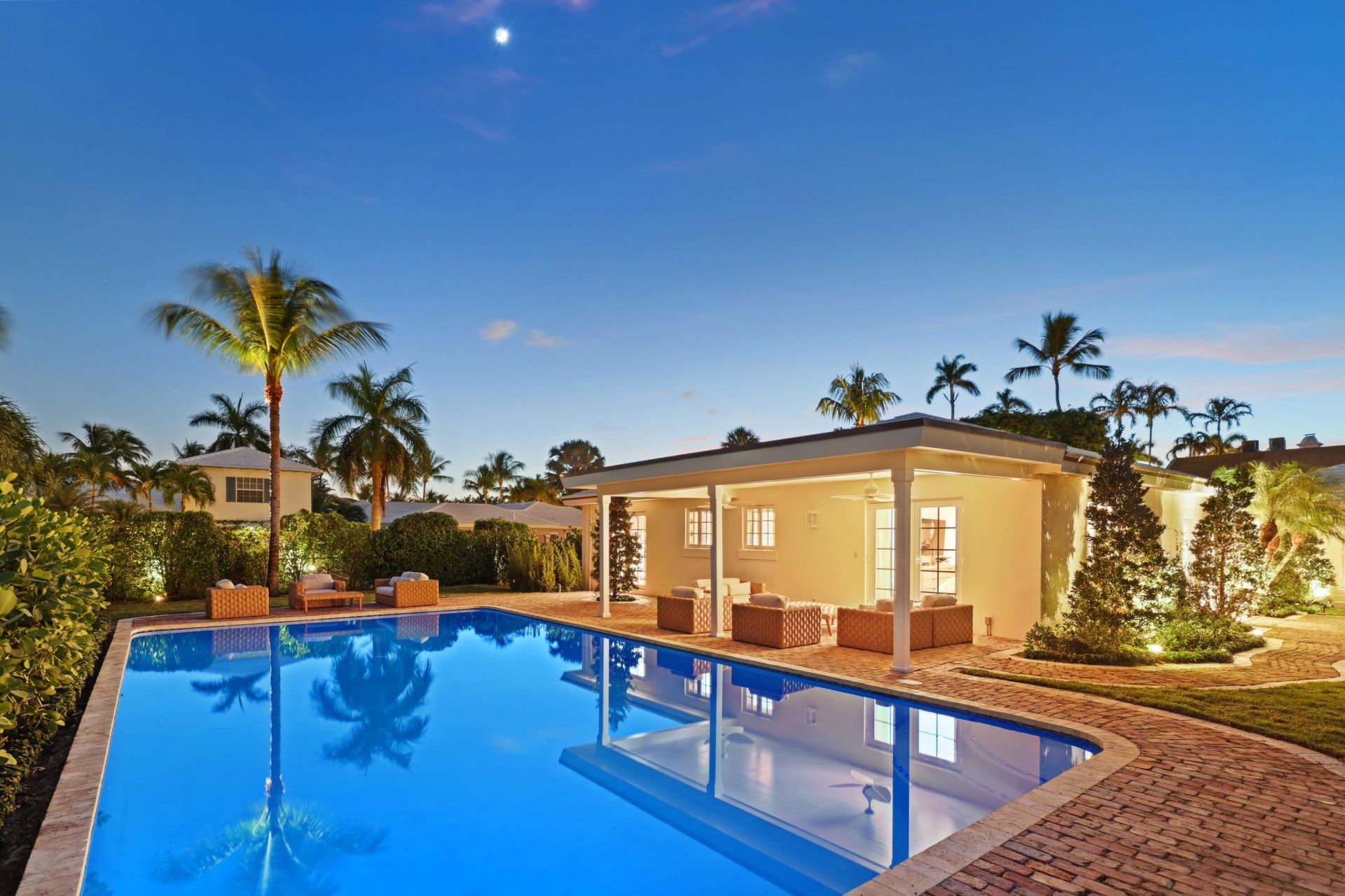 257 Via Linda, Palm Beach, FL 33480 Photo