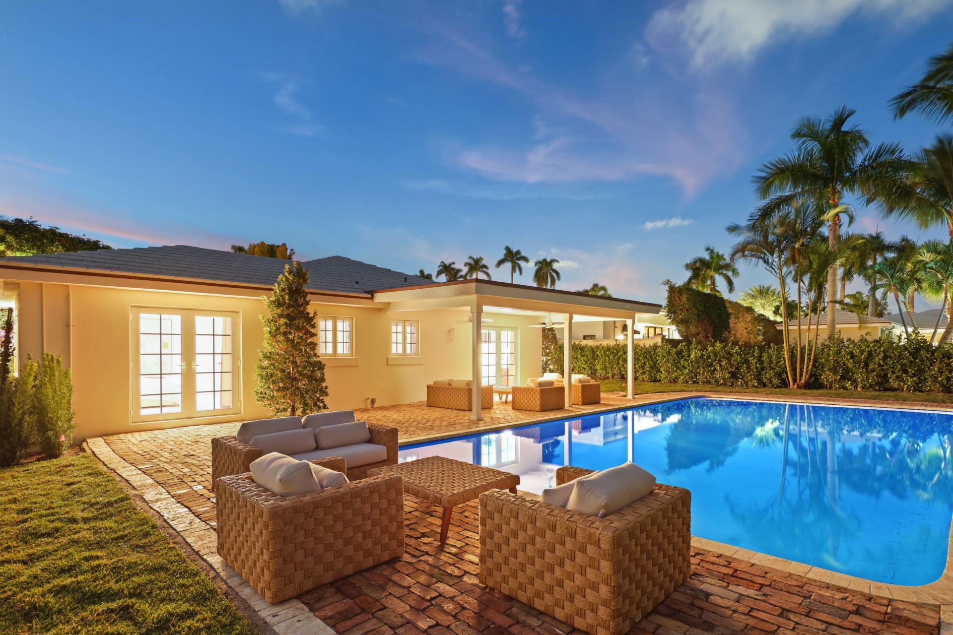 257 Via Linda, Palm Beach, FL 33480 Photo