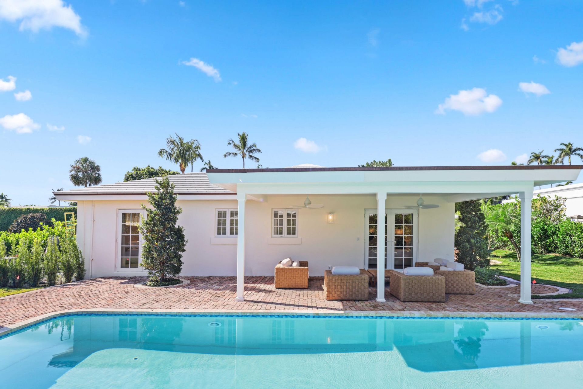 257 Via Linda, Palm Beach, FL 33480 Photo