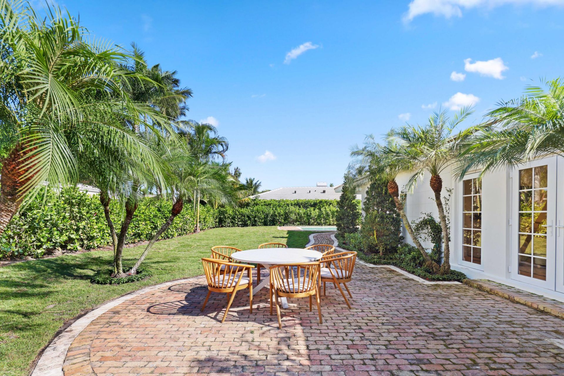 257 Via Linda, Palm Beach, FL 33480 Photo
