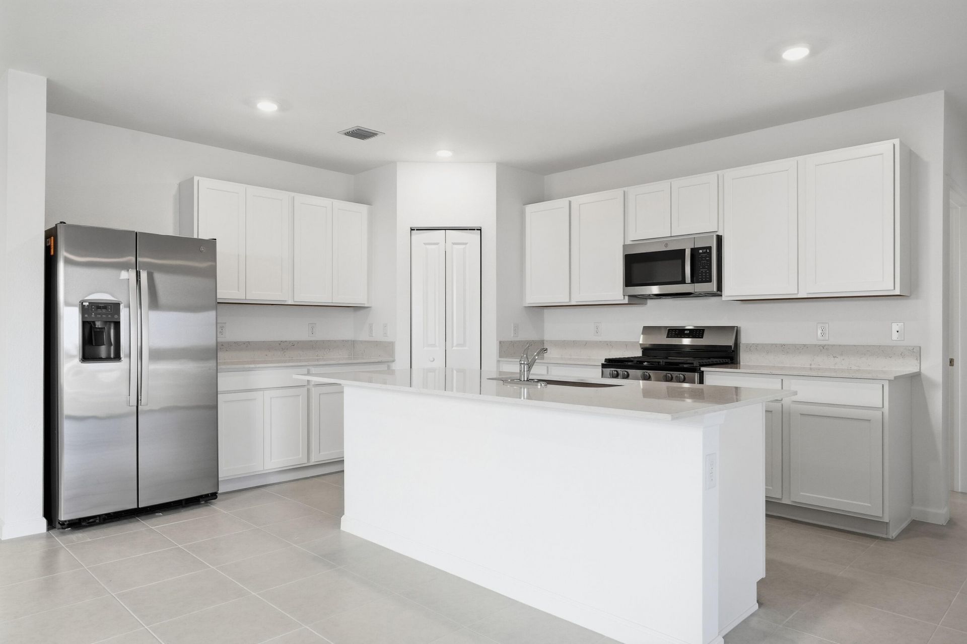 5868 NW Sweetwood Drive, Port Saint Lucie, FL 34987 Photo