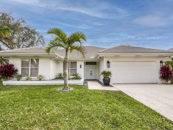 6163 Winding Lake Drive, Jupiter, FL 33458