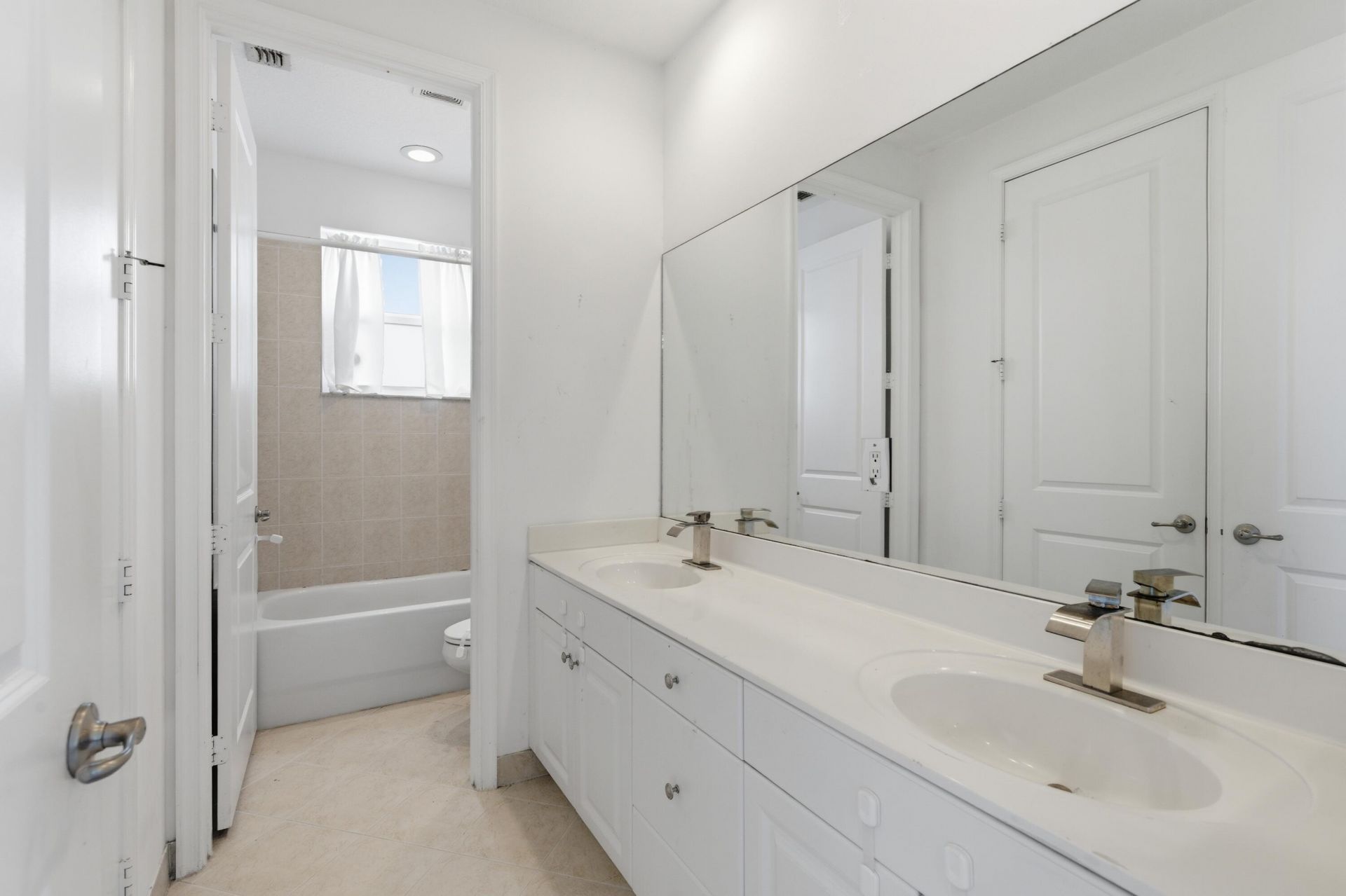 11585 SW Fieldstone Way, Port Saint Lucie, FL 34987 Photo