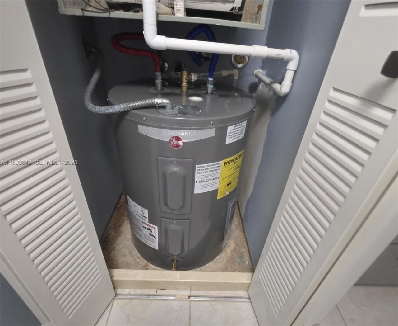 6073 Balboa Circle, Unit 204, Boca Raton, FL 33433 Photo