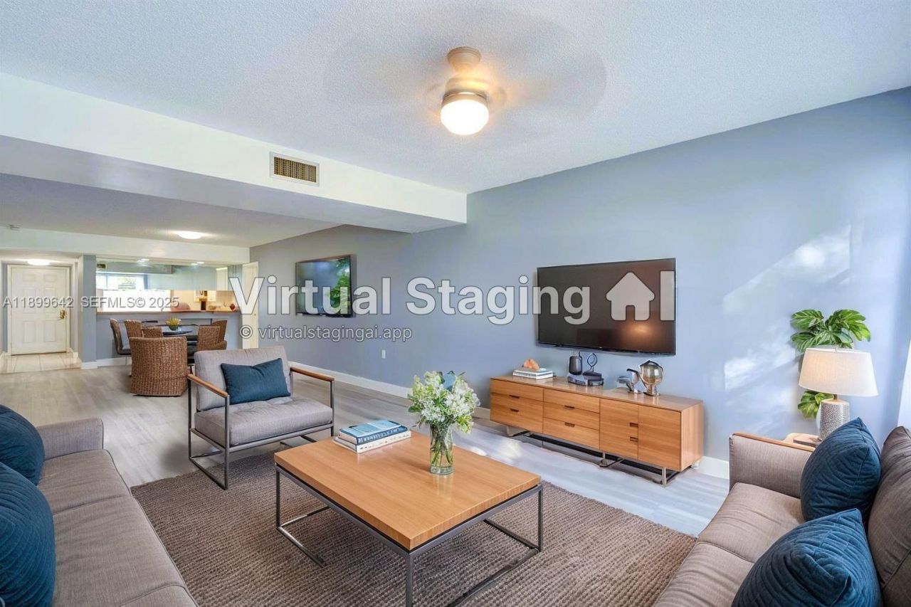 6073 Balboa Circle, Unit 204, Boca Raton, FL 33433 Photo