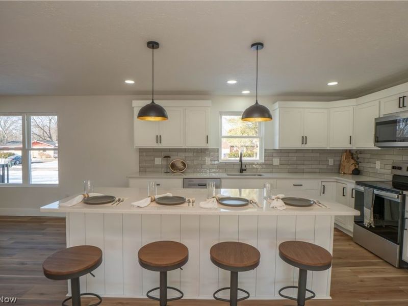 590 Eleanora Drive, Cuyahoga Falls, OH 44223 Photo 11