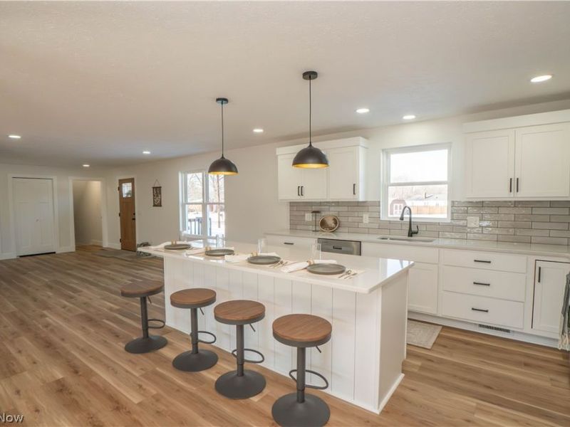 590 Eleanora Drive, Cuyahoga Falls, OH 44223 Photo 12