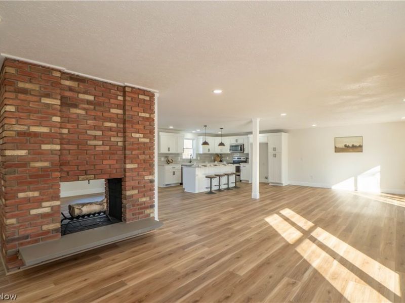 590 Eleanora Drive, Cuyahoga Falls, OH 44223 Photo 5